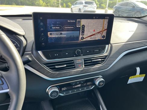 Certified 2025 Nissan Altima 2.5 SL FWD image 8