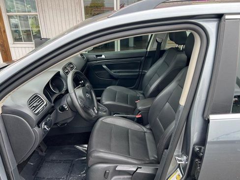 Used 2011 Volkswagen Jetta SE FWD image 8