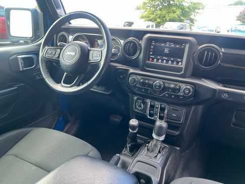 Used 2021 Jeep Wrangler Unlimited Sport AWD/4WD image 23