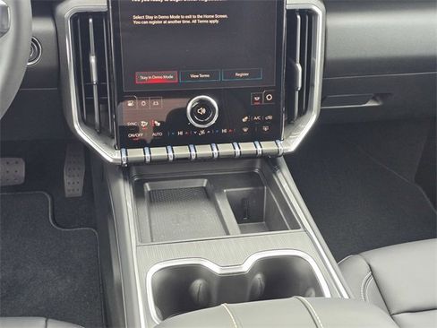 New 2026 GMC Acadia Elevation w/ Elevation Premium Package image 16