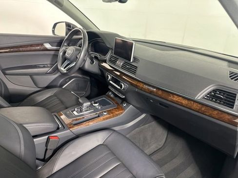 Used 2018 Audi Q5 2.0T Premium Plus w/ Premium Plus Package AWD/4WD image 29