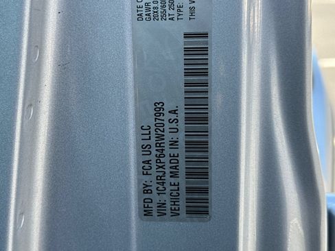 Used 2024 Jeep Wrangler Unlimited Sahara AWD/4WD image 75