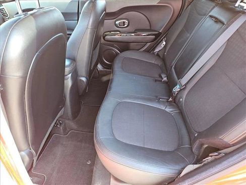 Used 2017 Kia Soul ! image 16