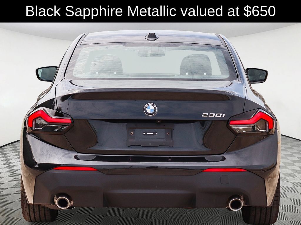 Used 2025 BMW 230i Coupe w/ Premium Package RWD image 5