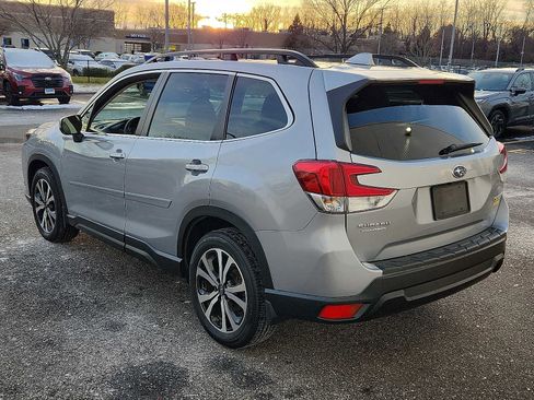 Used 2023 Subaru Forester Limited image 4