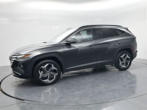 Used 2023 Hyundai Tucson Limited AWD/4WD image 4