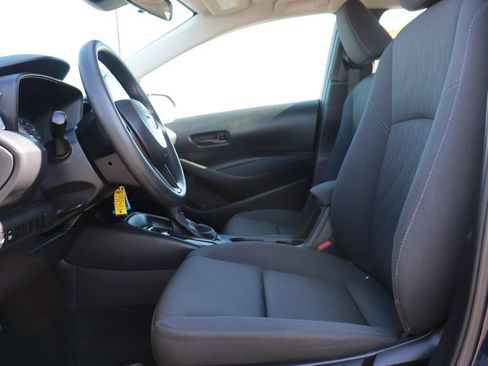 Used 2024 Toyota Corolla LE FWD image 12