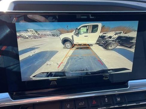 Used 2024 Chevrolet Silverado 2500 LT image 13