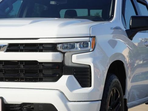 Used 2024 Chevrolet Silverado 1500 RST w/ Convenience Package II RWD image 4