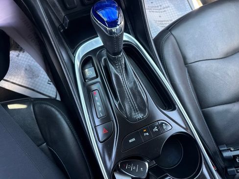 Used 2017 Chevrolet Volt Premier w/ Driver Confidence Package FWD image 37
