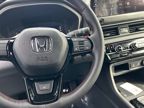 New 2026 Honda Pilot Black Edition image 24