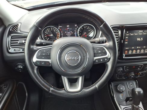 Used 2021 Jeep Compass Limited image 14