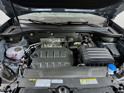 New 2026 Volkswagen Atlas Peak Edition AWD/4WD image 6