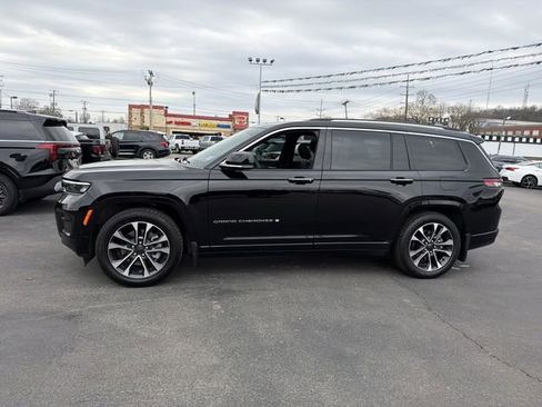 Used 2023 Jeep Grand Cherokee L Overland image 4