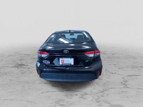 Certified 2025 Toyota Corolla LE image 8
