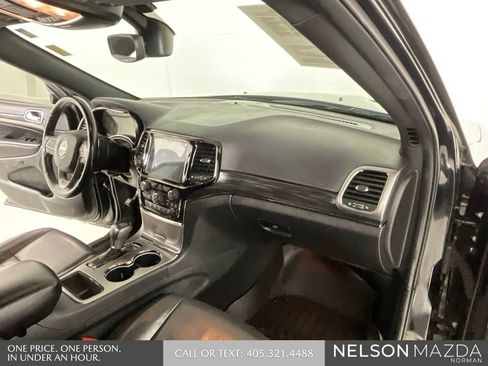 Used 2020 Jeep Grand Cherokee Limited X image 31