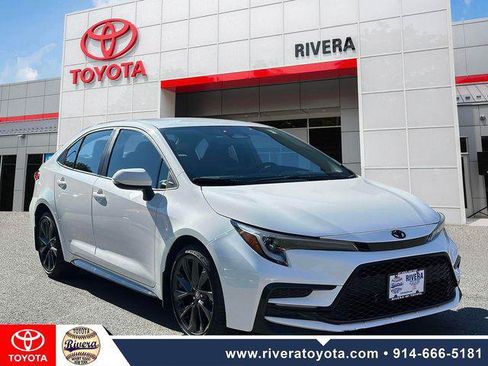 Certified 2023 Toyota Corolla SE w/ Carpet Mat Package (TMS) FWD image 9