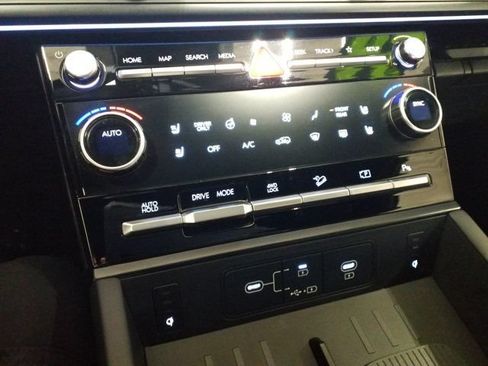 Used 2026 Hyundai Santa Fe Calligraphy AWD/4WD image 7