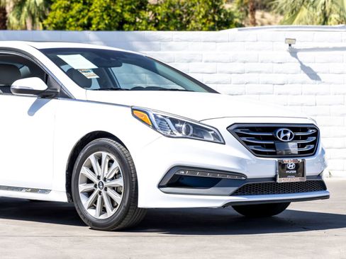 Used 2017 Hyundai Sonata Limited w/ Ultimate Package 04 FWD image 3