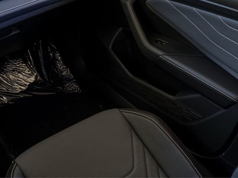 New 2026 Volkswagen Jetta SEL image 25