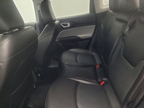 Used 2022 Jeep Compass Latitude AWD/4WD image 18