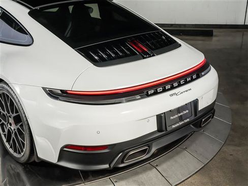 Certified 2025 Porsche 911 Carrera RWD image 30
