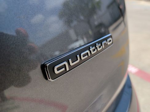Used 2026 Audi Q7 3.0T Premium Plus AWD/4WD image 38