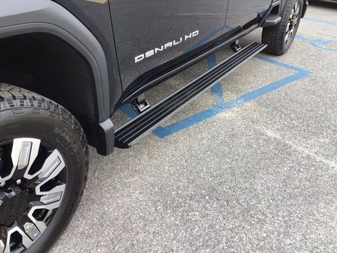 New 2026 GMC Sierra 2500 Denali w/ Denali Reserve Package image 9