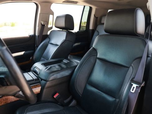 Used 2015 Chevrolet Suburban LTZ AWD/4WD image 13