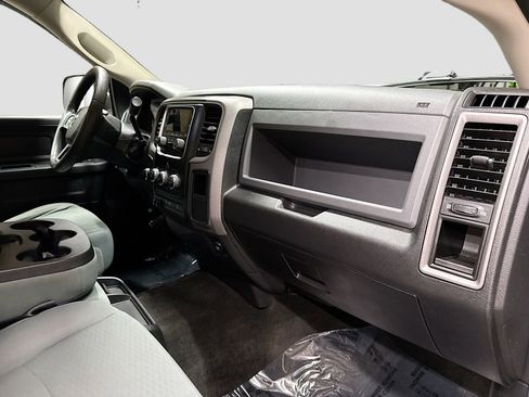 Used 2017 RAM 2500 Tradesman w/ Chrome Appearance Group AWD/4WD image 30