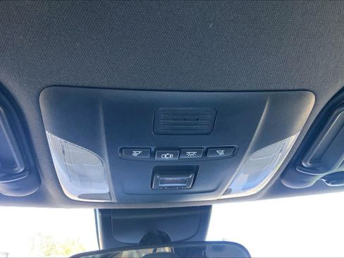 Used 2019 Toyota Corolla XSE FWD image 33
