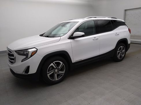 Used 2020 GMC Terrain SLT FWD image 2
