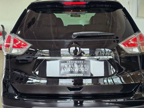Used 2014 Nissan Rogue SV w/ SV Premium Package AWD/4WD image 27