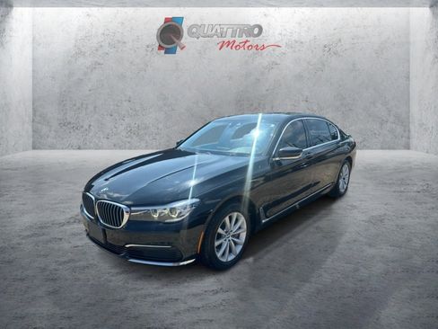 Used 2019 BMW 740i xDrive AWD/4WD image 1