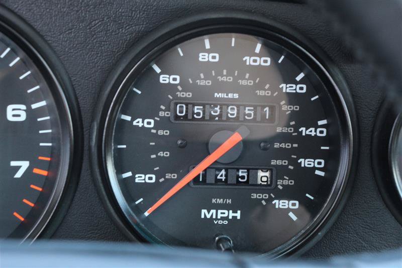 Used 1990 Porsche 911 Carrera image 21
