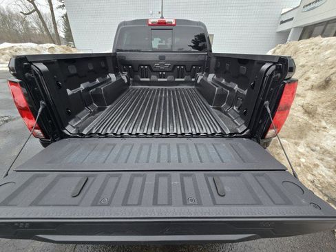 Used 2024 Chevrolet Colorado Z71 w/ Z71 Convenience Package 2 image 10