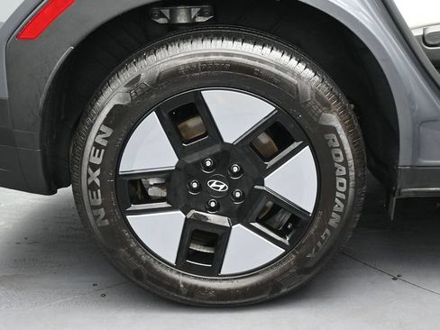 Used 2025 Hyundai Santa Fe SEL FWD image 35
