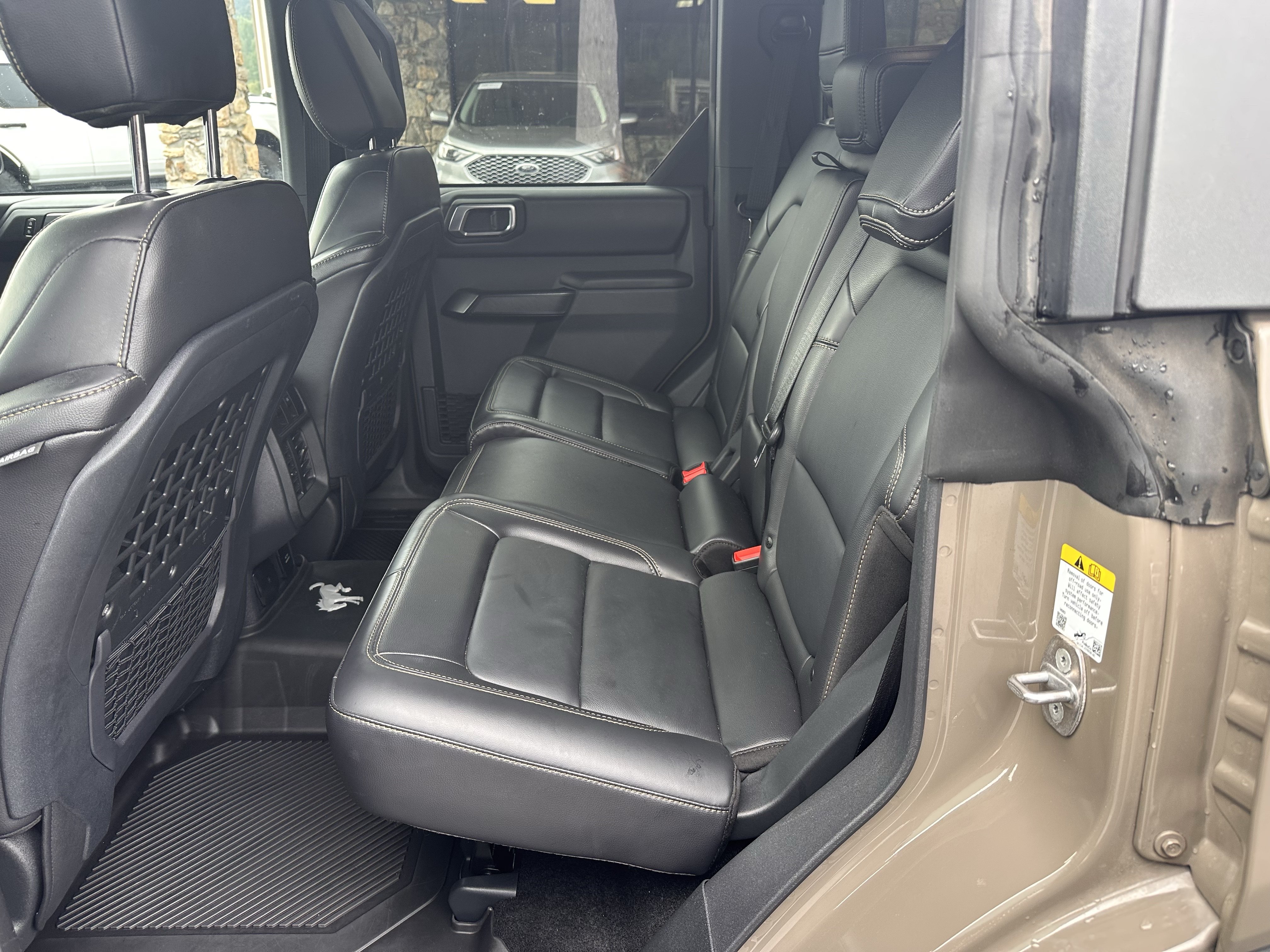 Used 2025 Ford Bronco Badlands w/ Matte Film Protection Package AWD/4WD image 12