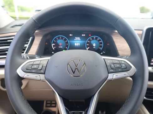 New 2026 Volkswagen Atlas SEL Premium R-Line AWD/4WD image 11