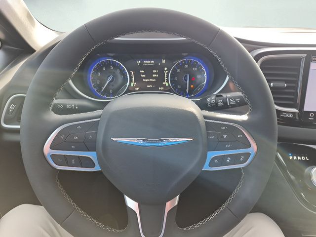 Used 2026 Chrysler Pacifica Select FWD image 12