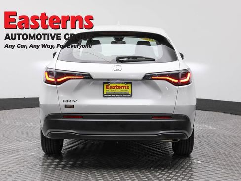 Used 2023 Honda HR-V LX image 6