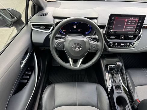 Used 2022 Toyota Corolla XSE FWD image 10
