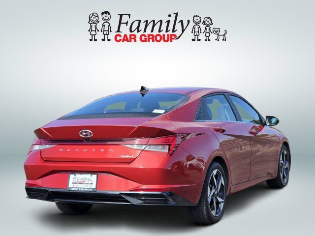 Used 2021 Hyundai Elantra Limited FWD image 4
