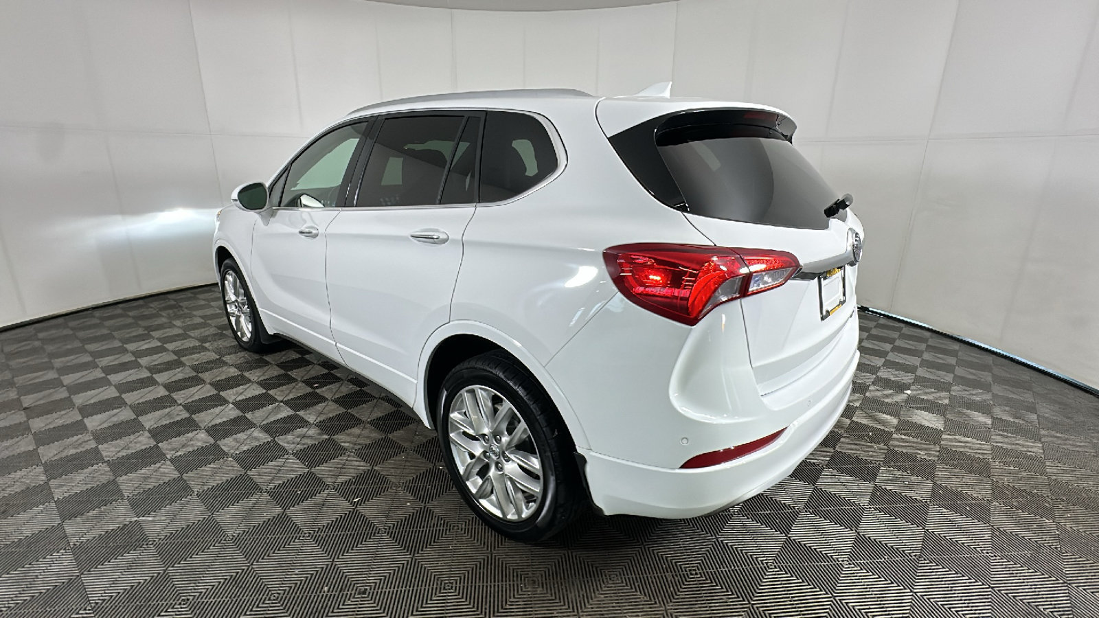 Used 2020 Buick Envision Premium AWD/4WD image 5