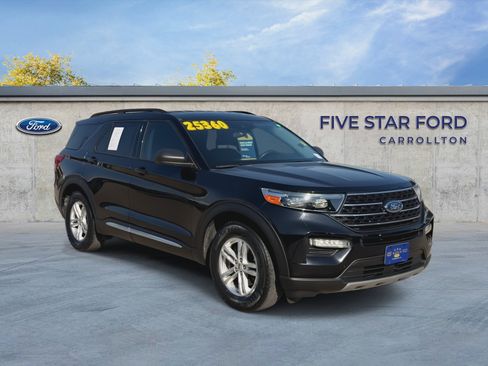 Certified 2023 Ford Explorer XLT w/ Equipment Group 202A RWD image 2