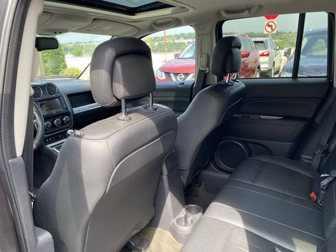 Used 2016 Jeep Compass High Altitude AWD/4WD image 13