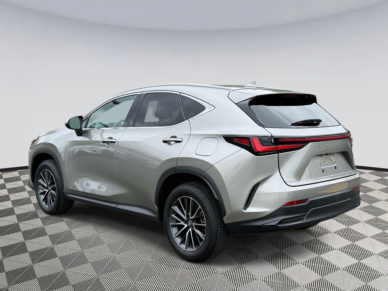 Used 2026 Lexus NX 350 AWD w/ Accessory Package (2T) image 4