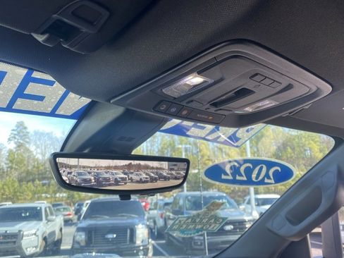 Used 2022 Chevrolet Silverado 2500 High Country image 19