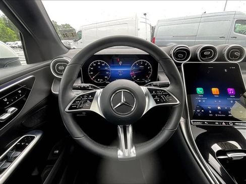 Used 2026 Mercedes-Benz GLC 300 4MATIC image 10