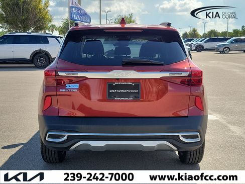 Certified 2022 Kia Seltos S FWD image 5